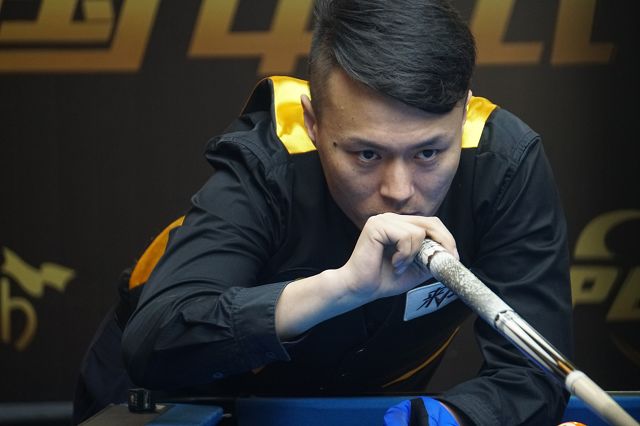 一张涉及足 一张涉及足