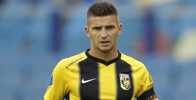 年轻中卫 年轻中卫